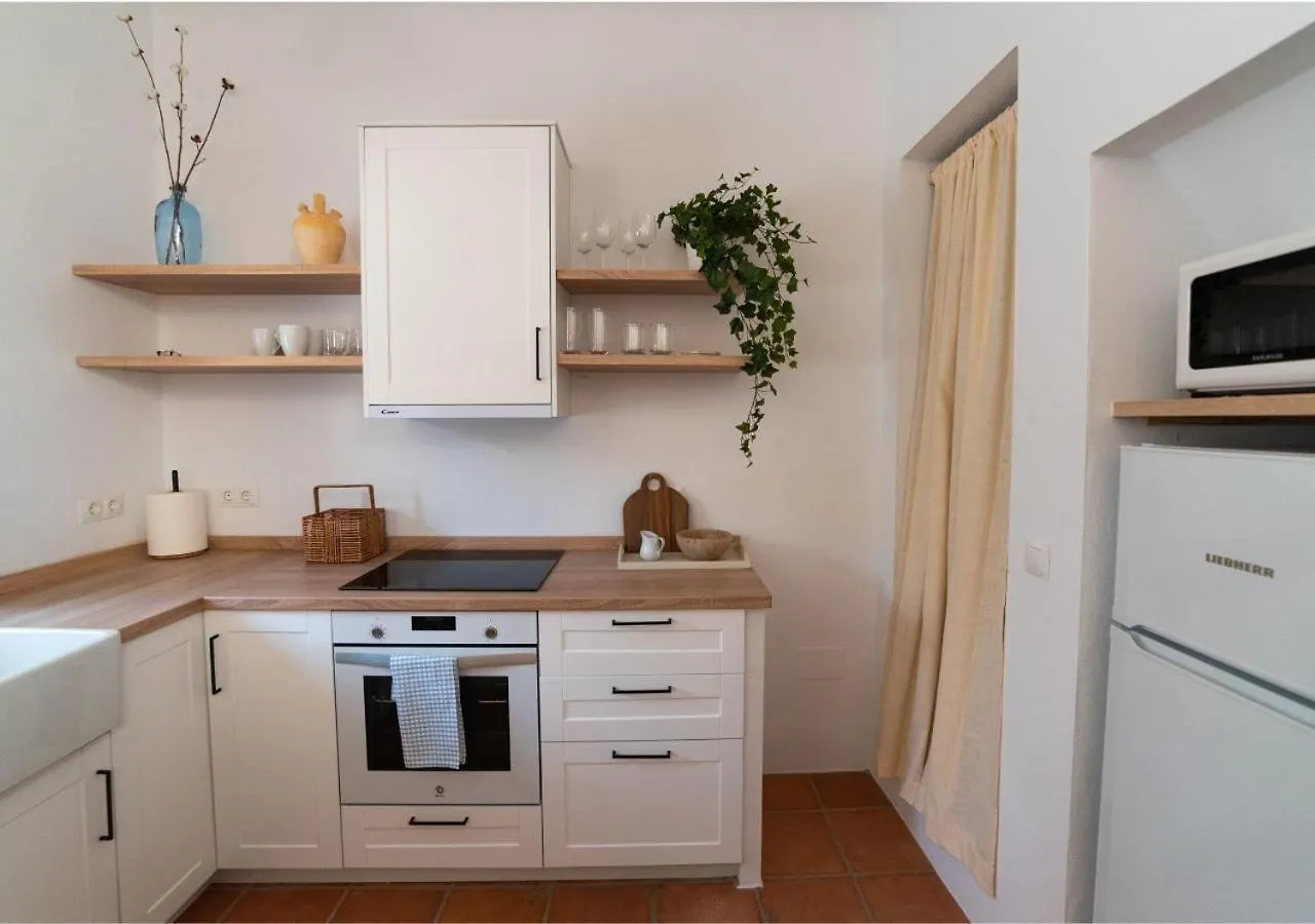 Ferienhaus La Montsina, Acogedora Casa De Estilo Mediterraneo Cómpeta